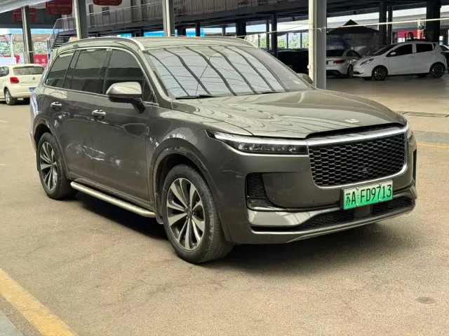 Li Auto Li ONE 2021 Extended Range 6-Seater — Фото автомобиля 3