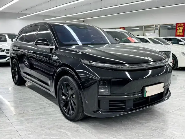 Li Auto L7 — Фото автомобиля 3