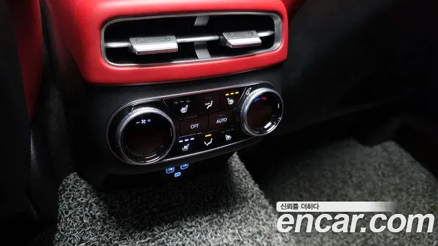 Genesis GV70 2.5T Бензин AWD — Фото автомобиля 17