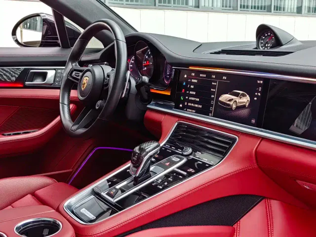 Porsche Panamera — Фото автомобиля 24
