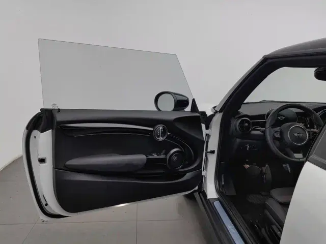MINI MINI 2023 1.5T COOPER King's Cross Special Edition — Фото автомобиля 8
