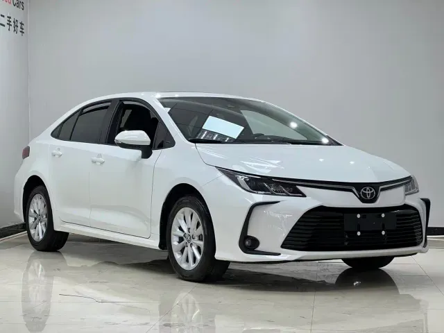 Toyota Corolla — Фото автомобиля 3