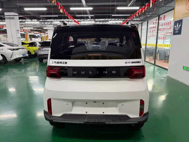 Wuling Hongguang Mini EV — Фото автомобиля 8