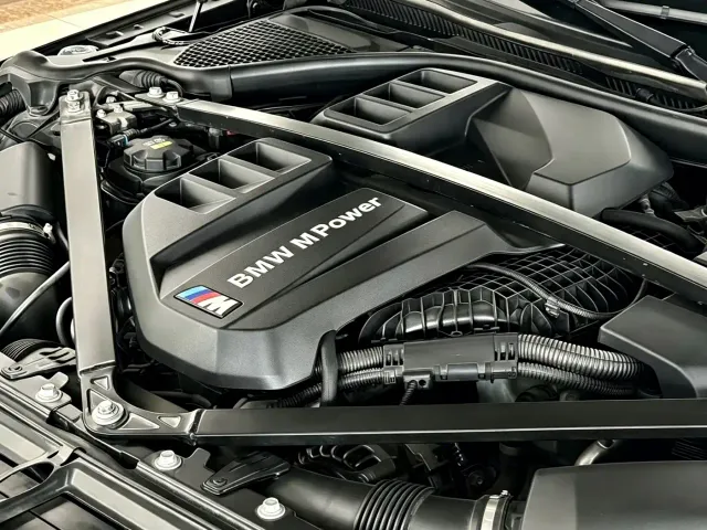 BMW M3 — Фото автомобиля 14