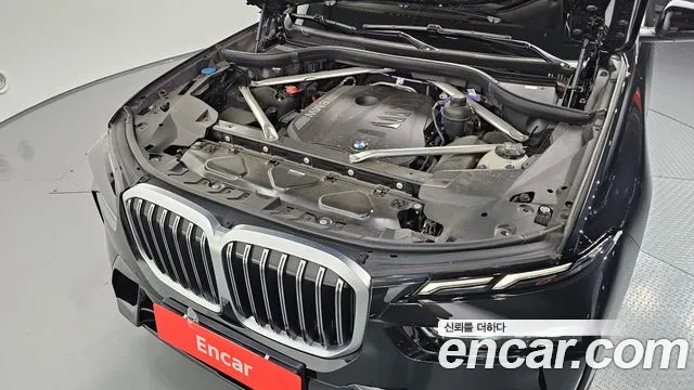 BMW X7 — Фото автомобиля 6