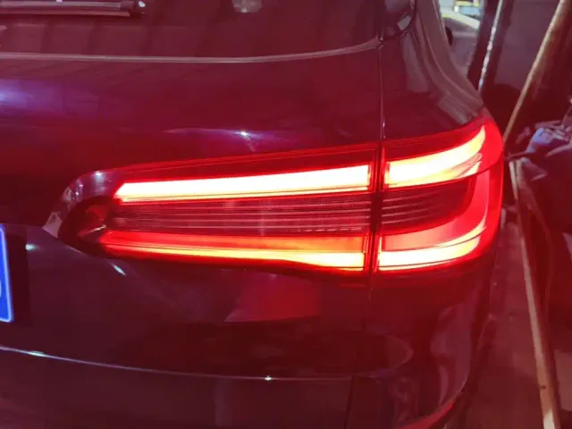 BMW X5 — Фото автомобиля 7