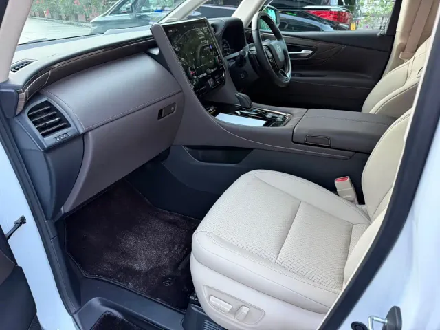 Toyota Alphard — Фото автомобиля 20