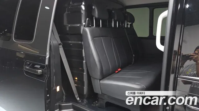 Hyundai Staria Staria — Фото автомобиля 11