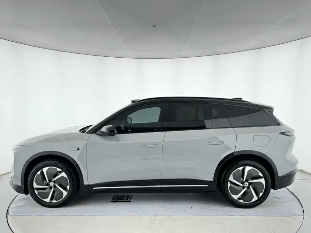 Nio ES6 — Фото автомобиля 4