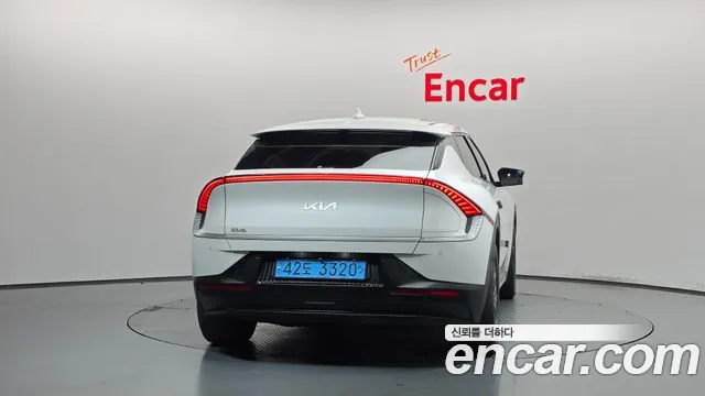 Kia EV6 — Фото автомобиля 4