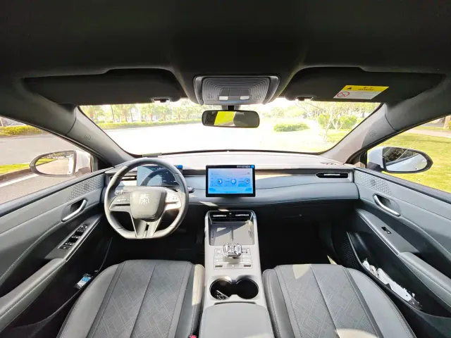 BYD Qin PLUS — Фото автомобиля 11