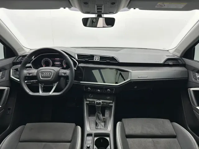Audi Q3 — Фото автомобиля 7