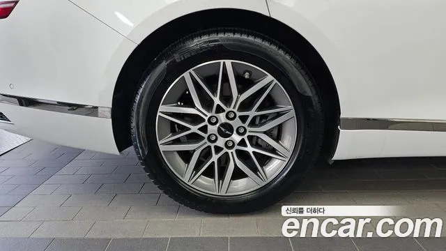 Genesis G80 RG3 — Фото автомобиля 5