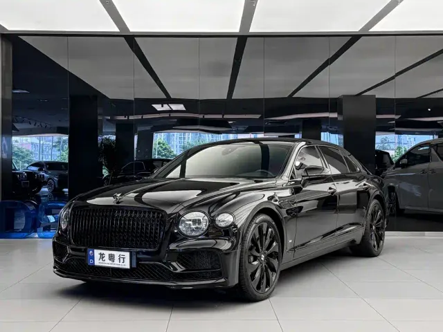 Фотография автомобиля — Bentley Flying Spur