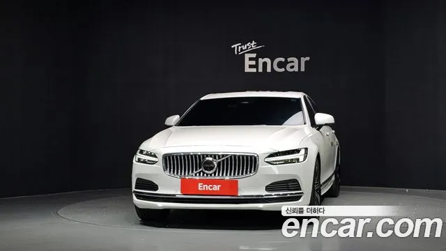 Volvo S90 — Фото автомобиля 3