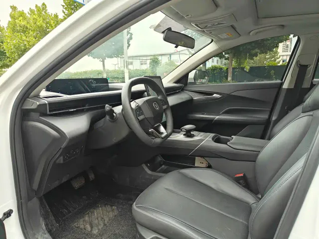 Changan Eado — Фото автомобиля 6