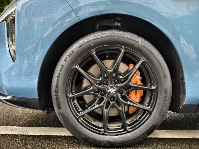 IM Motors LS6 — Фото автомобиля 10