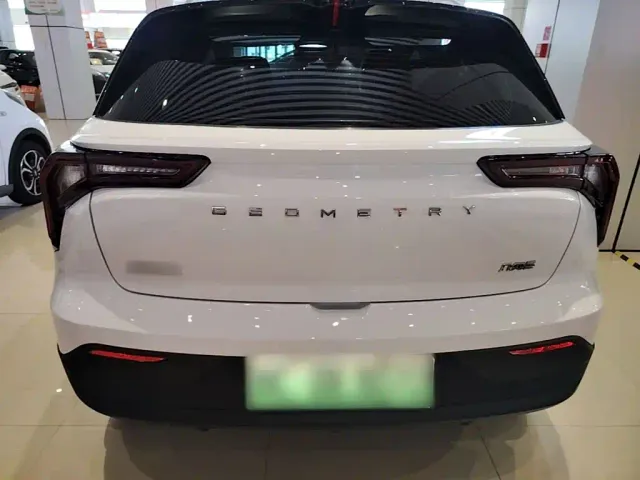 Geely Geometry E Firefly — Фото автомобиля 5