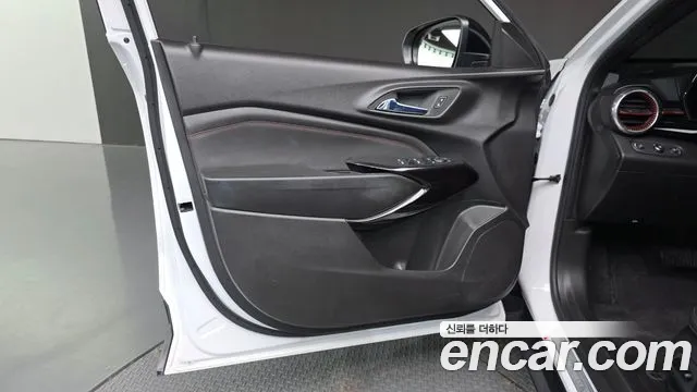 ChevroletGMDaewoo Trax Trax Кроссовер — Фото автомобиля 24