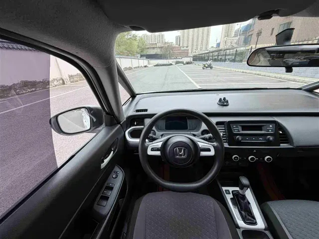 Honda Fit — Фото автомобиля 9