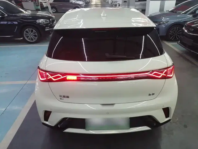 BYD Dolphin — Фото автомобиля 5