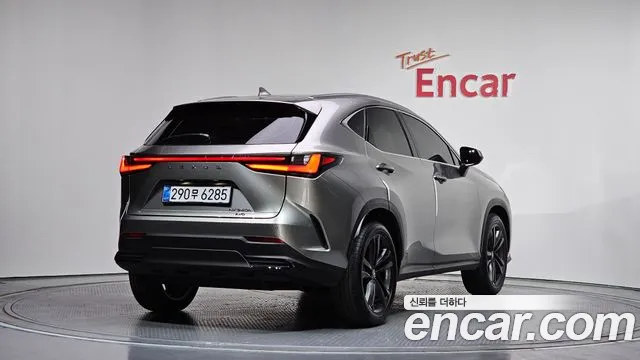 Lexus NX — Фото автомобиля 2