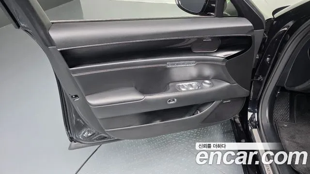 Genesis G90 RS4 — Фото автомобиля 13