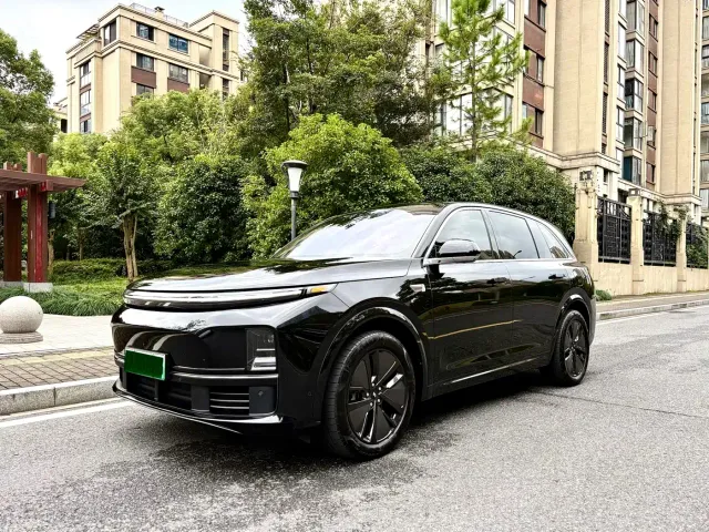 Фотография автомобиля — Li Auto L7