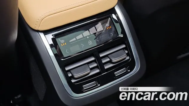 Volvo XC60 2nd Gen — Фото автомобиля 30