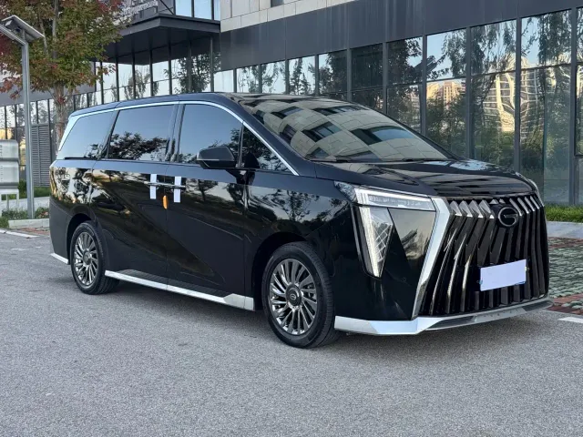 GAC Trumpchi M8 — Фото автомобиля 3