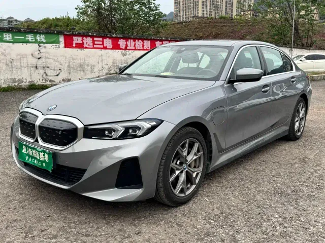 BMW i3 — Фото автомобиля 2