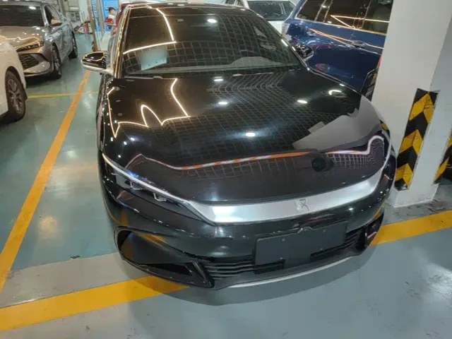 BYD Han — Фото автомобиля 3