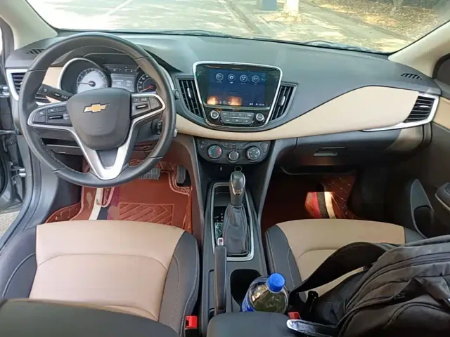 Chevrolet Monza — Фото автомобиля 9