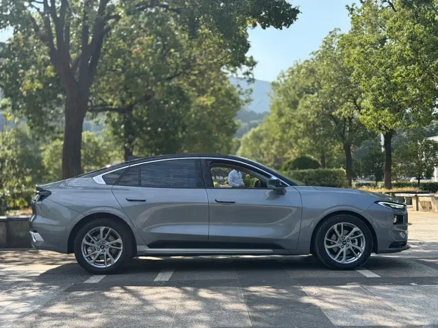 Ford Mondeo — Фото автомобиля 4