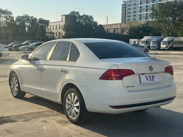 Volkswagen Bora — Фото автомобиля 17