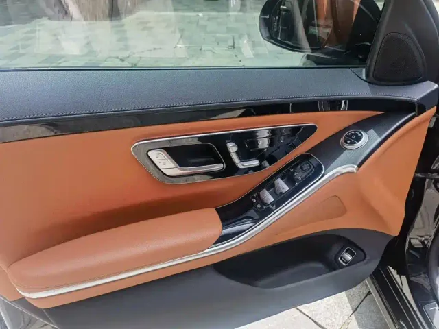 Mercedes-Benz S-Class — Фото автомобиля 8