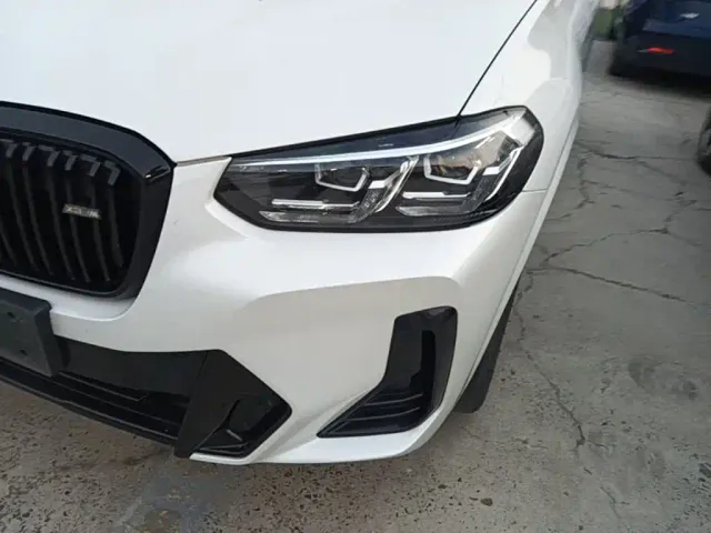 BMW iX3 — Фото автомобиля 23