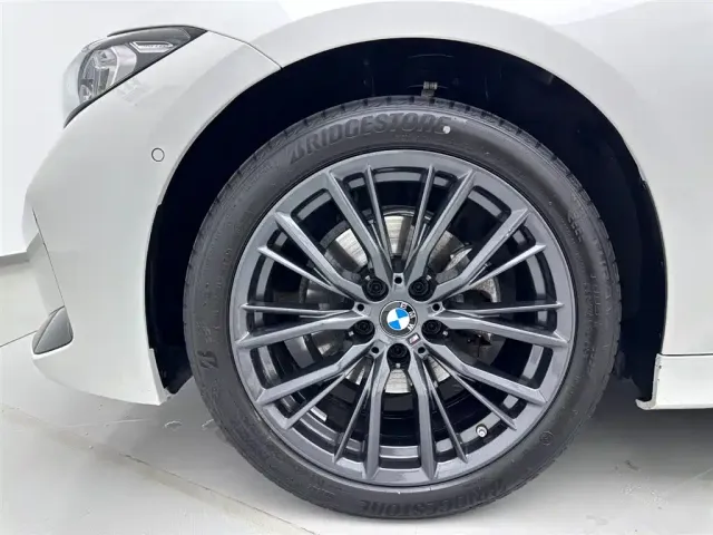 BMW 3 Series — Фото автомобиля 30