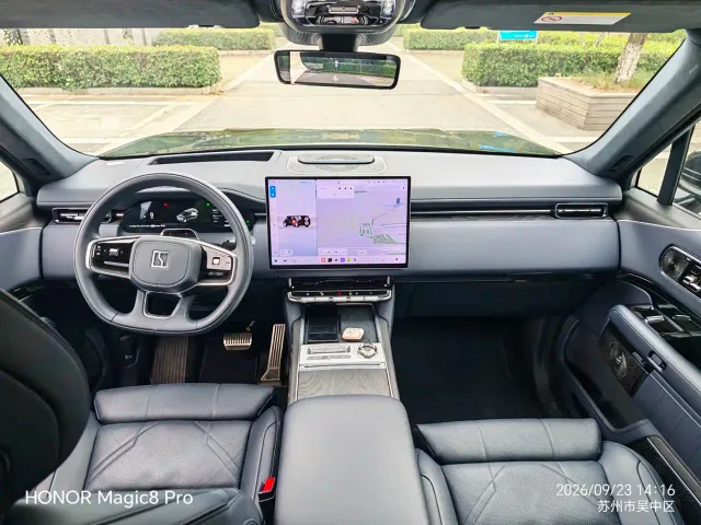 ZEEKR Zeekr 9X 2025 model Ultra Edition 70kWh — Фото автомобиля 13