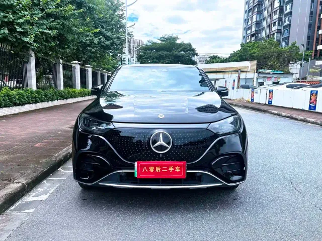 Mercedes-Benz EQE SUV — Фото автомобиля 2