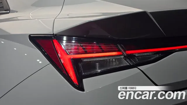 Hyundai AVANTE Avante (CN7) — Фото автомобиля 23