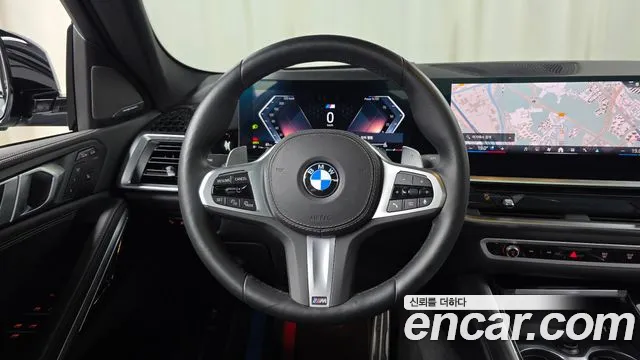 BMW X6 xDrive40i M Sport — Фото автомобиля 13