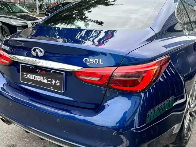 Infiniti Q50L — Фото автомобиля 6
