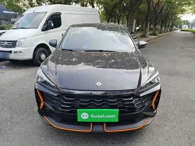 Dongfeng Yixuan — Фото автомобиля 2