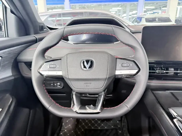 Changan CS55 Plus — Фото автомобиля 13