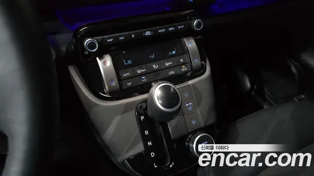 Hyundai Casper Casper Inspiration — Фото автомобиля 9