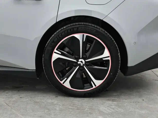 Nio ET5 Touring — Фото автомобиля 9