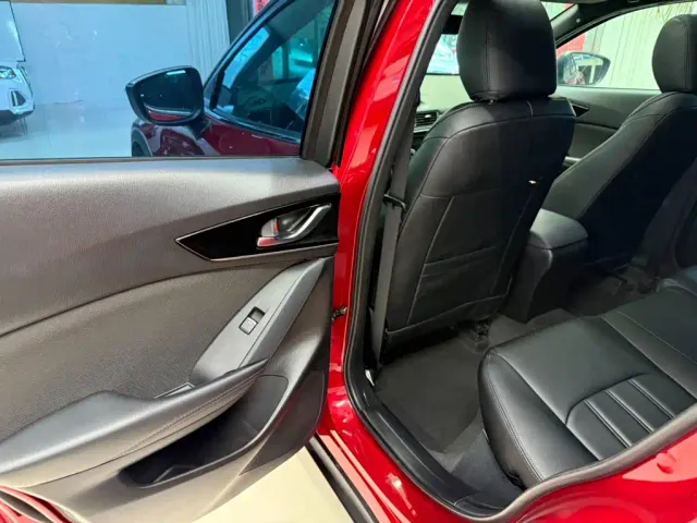 Mazda CX-4 — Фото автомобиля 17