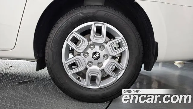 Hyundai Staria — Фото автомобиля 6