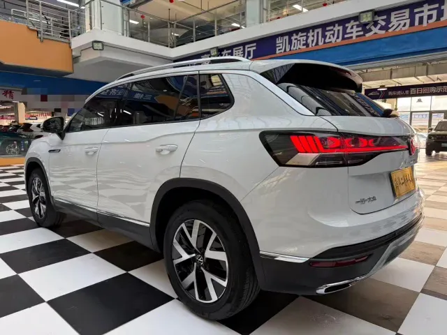 Volkswagen Tayron — Фото автомобиля 4